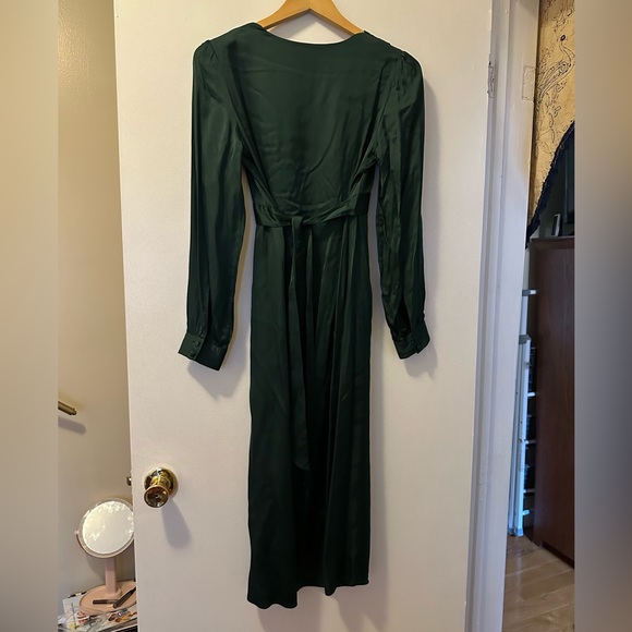 Lovely green viscose long sleeved dress - Picture 4 of 5